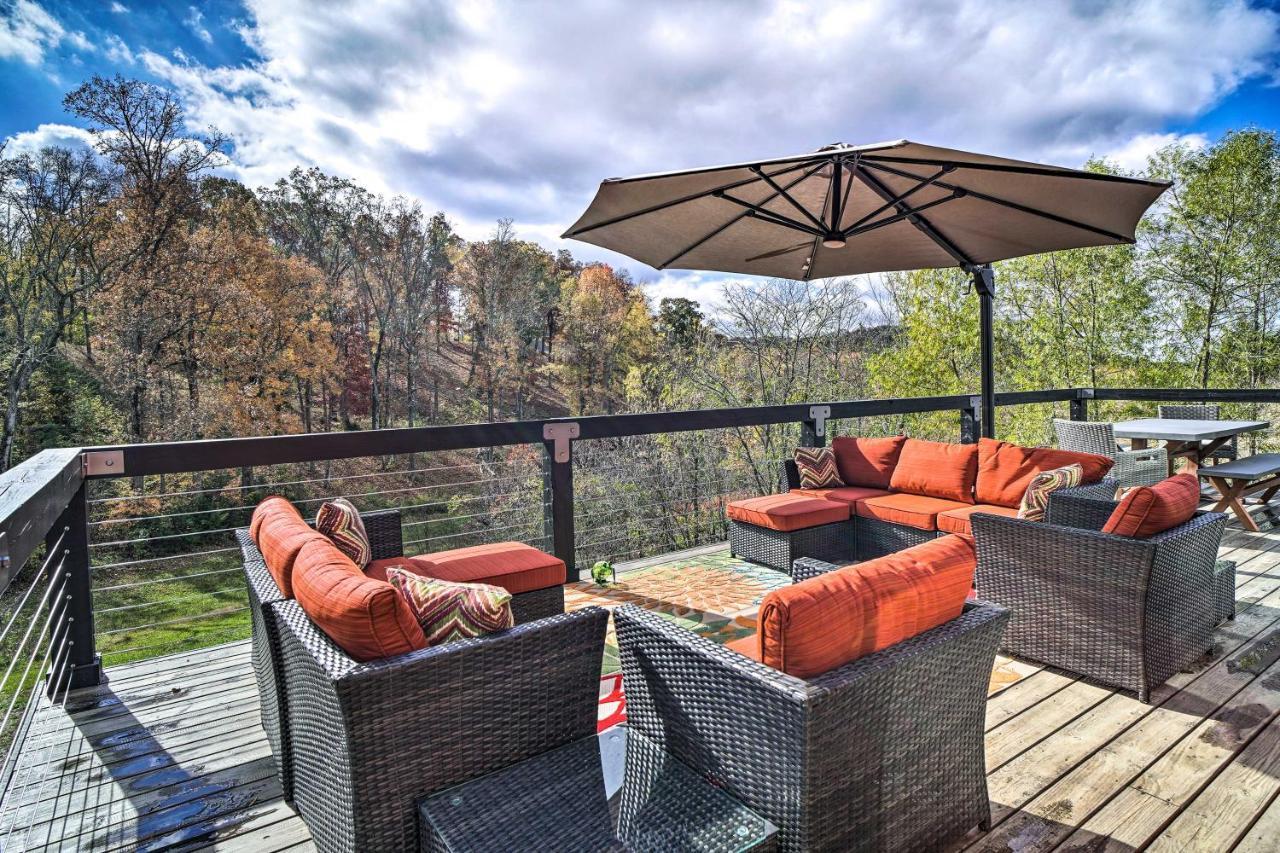 Spacious Sevierville Home With Hot Tub! المظهر الخارجي الصورة