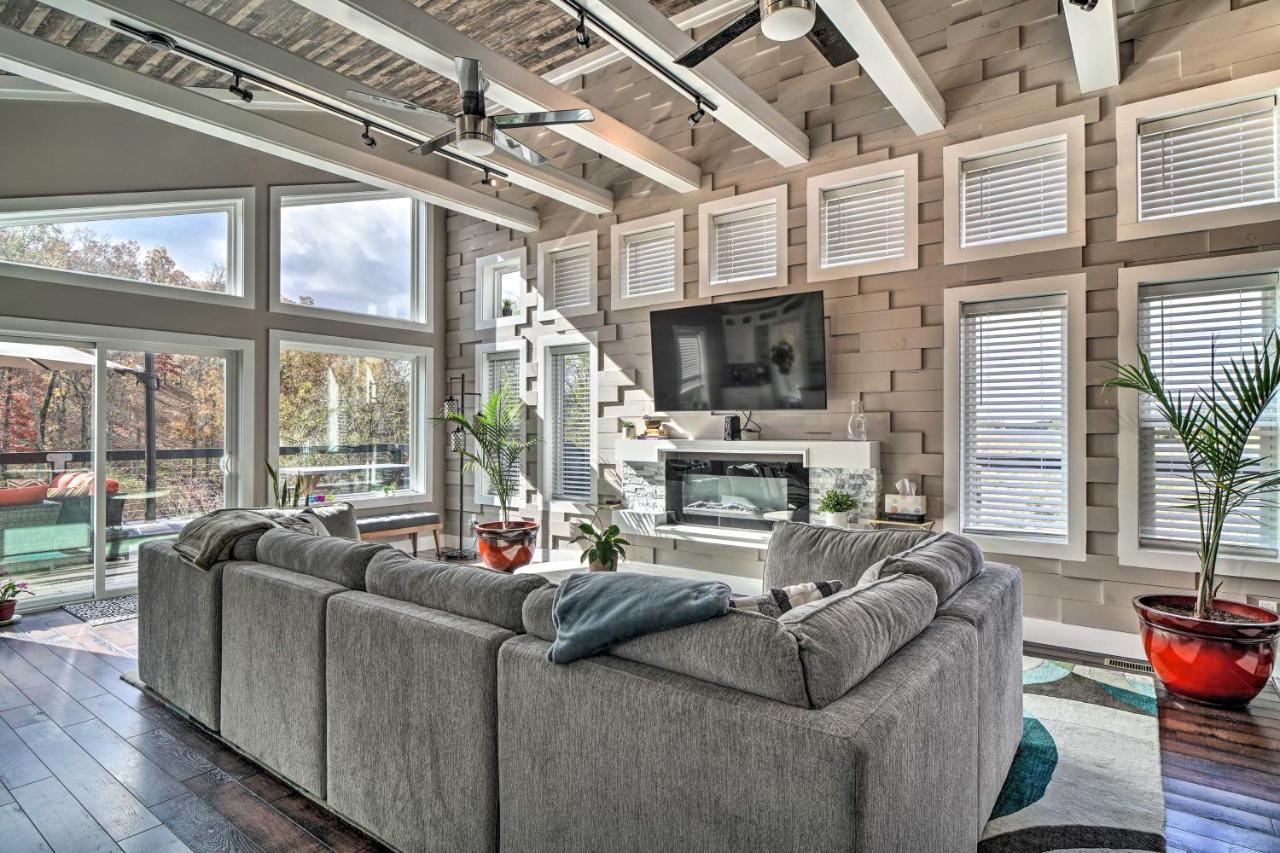 Spacious Sevierville Home With Hot Tub! المظهر الخارجي الصورة