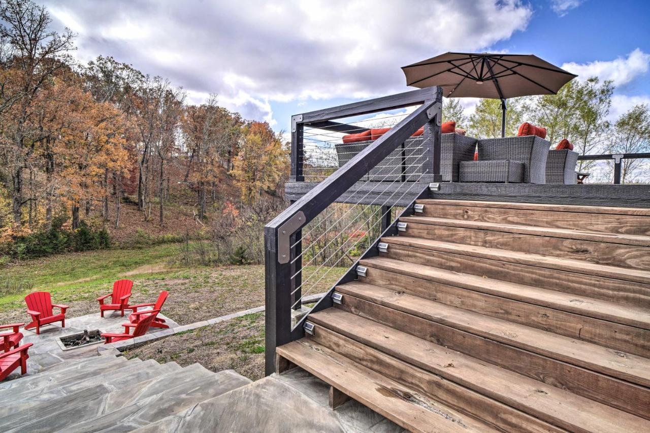 Spacious Sevierville Home With Hot Tub! المظهر الخارجي الصورة